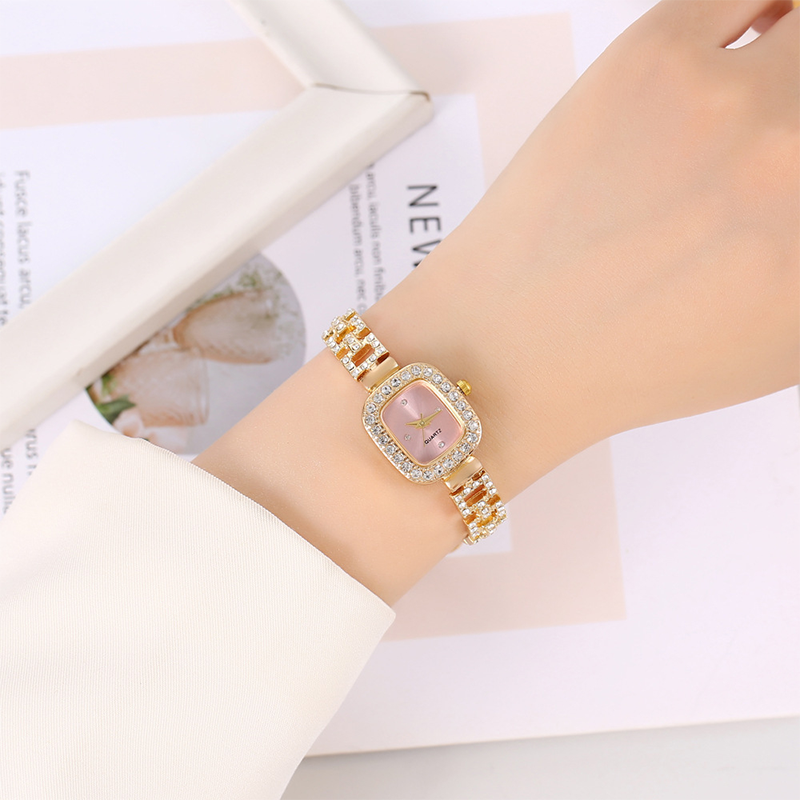 📢📢49% OFF !! ⏰Women Drawstring Bracelet Watch Square Quartz