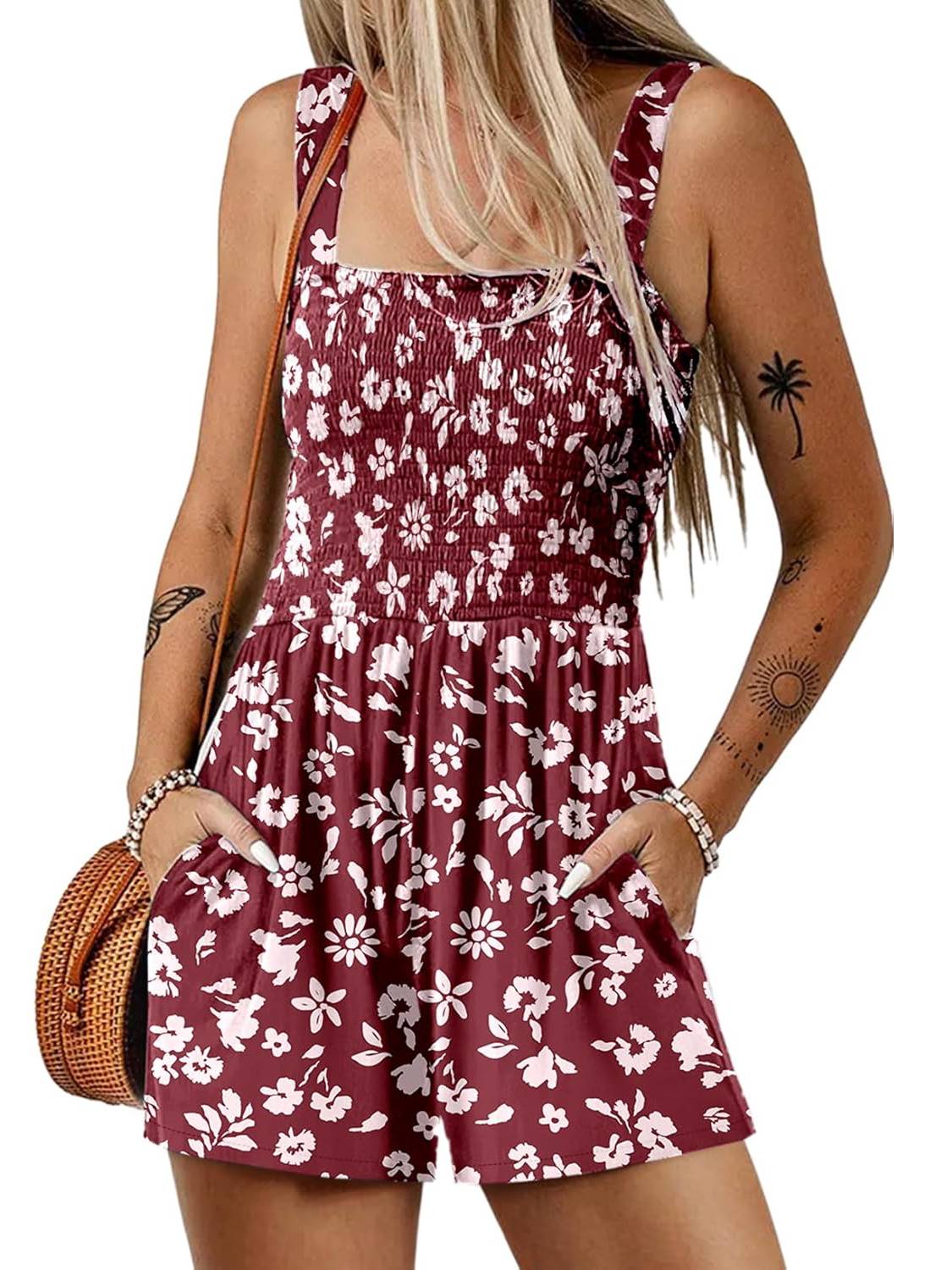 🏝️💃Women's Summer Square Neck Sleeveless Loose Casual Short Smocked Romper