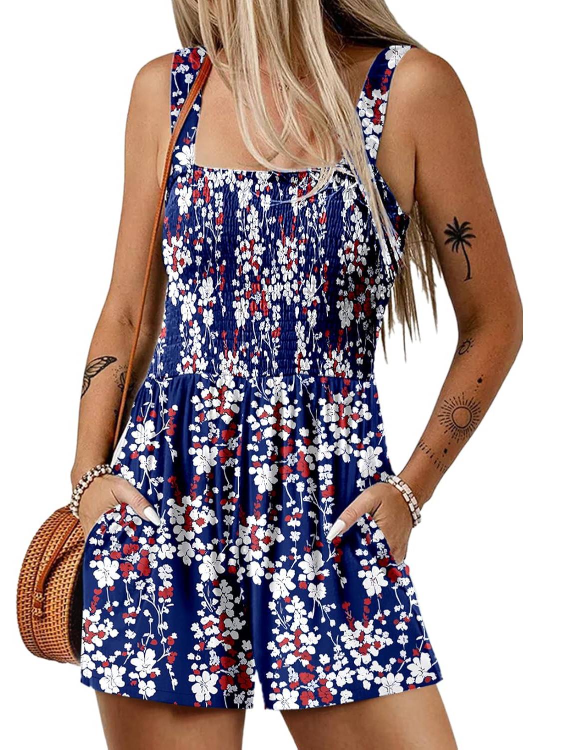 🏝️💃Women's Summer Square Neck Sleeveless Loose Casual Short Smocked Romper