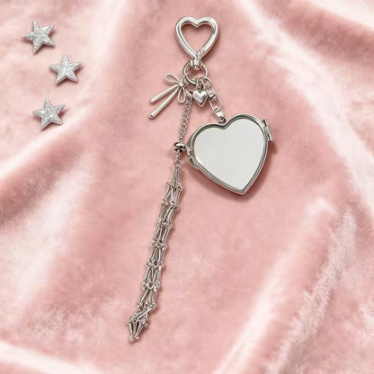 🔥Limited Time 49% Off✨Lipstick Holder Keychain with Mirror