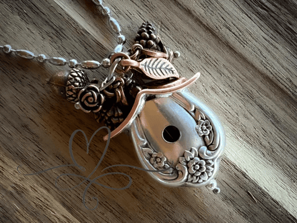 🔥⏰Final 3 Hours: Only $13.99 ✨The 1951 "Magnolia" Birdhouse Necklace