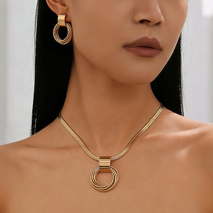 🎁Modern Chic Necklace & Earring Set – Gold finish, geometric design & lightweight – perfect for daily elegance or gifting – includes matching pieces for a polished look 💫