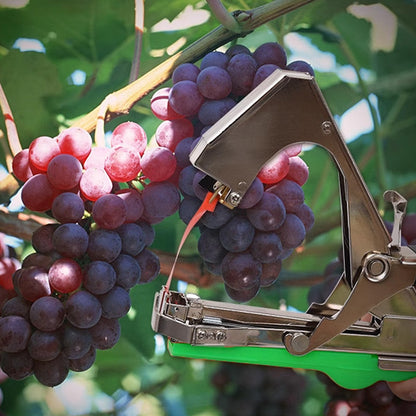 🔧 Universal Lightweight Durable Plant Vine Tying Machine – For tomatoes, grapes & climbing plants – Adjustable tension, quick taping – saves time in garden or greenhouse 🍅