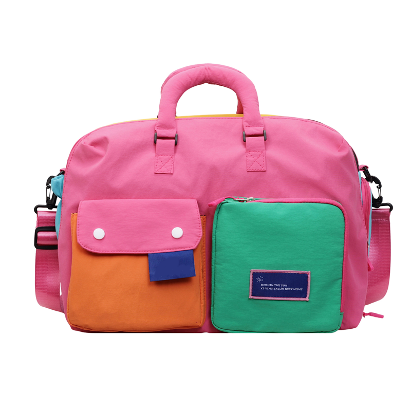 🎒 5 Casual Color Block Overnight Bag – Spacious & durable – Perfect for gym, travel or weekend trips – lightweight with carry handles 🧳