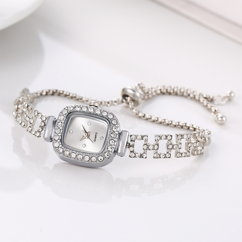 📢📢49% OFF !! ⏰Women Drawstring Bracelet Watch Square Quartz